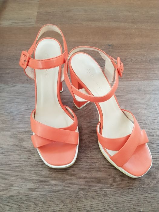 Босоножки женские attizzare/босоніжки жіночі