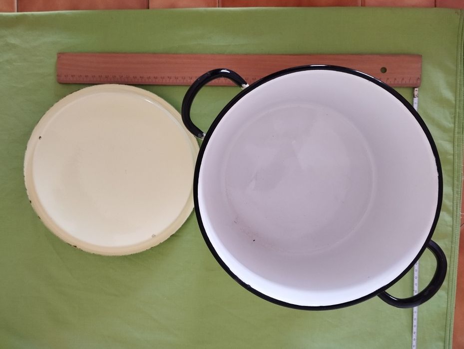 Tacho em esmalte da fábrica a Águia