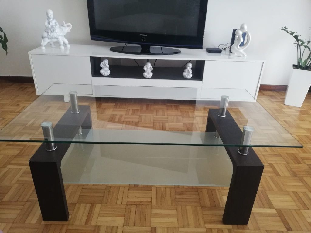 Móvel de sala/televisão + 1 cubo de parede + mesa de centro