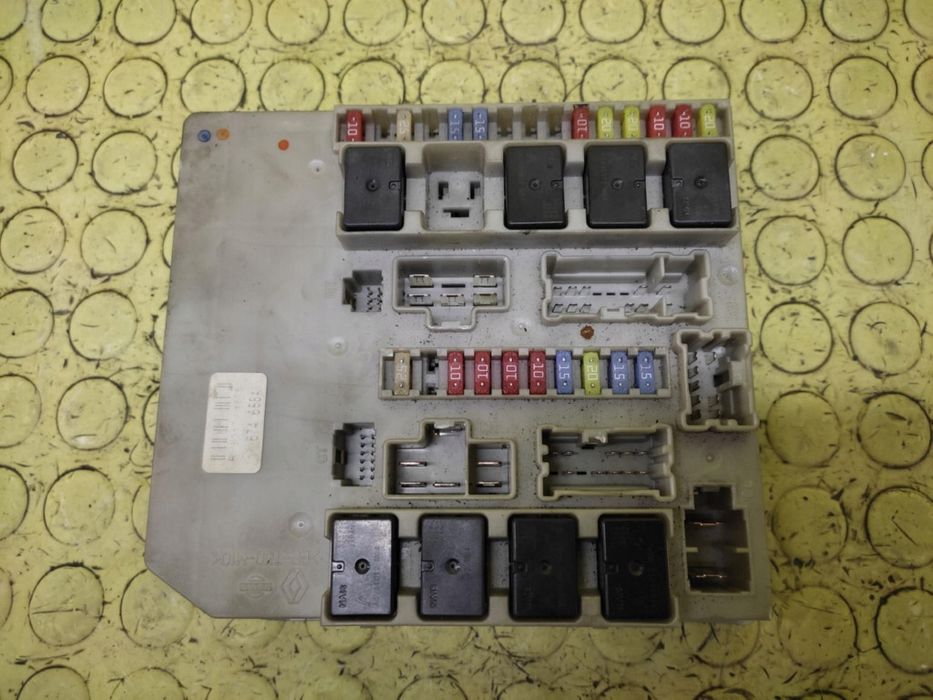 renault clio iii 1.5 dci moduł skrzynka bsi 674658a