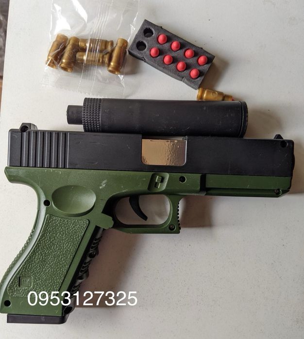 Глок 17 Glock іграшковий пістолет на пульках з глушником