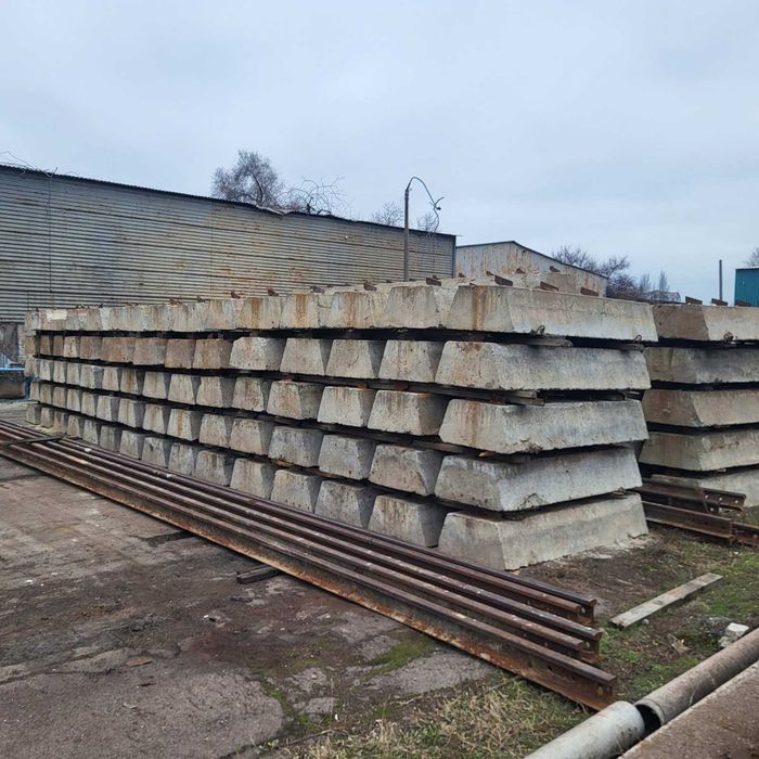 Подкрановый путь / балки БИПы/ БИП Б-1 с рельсой Р50 /балка підкранова