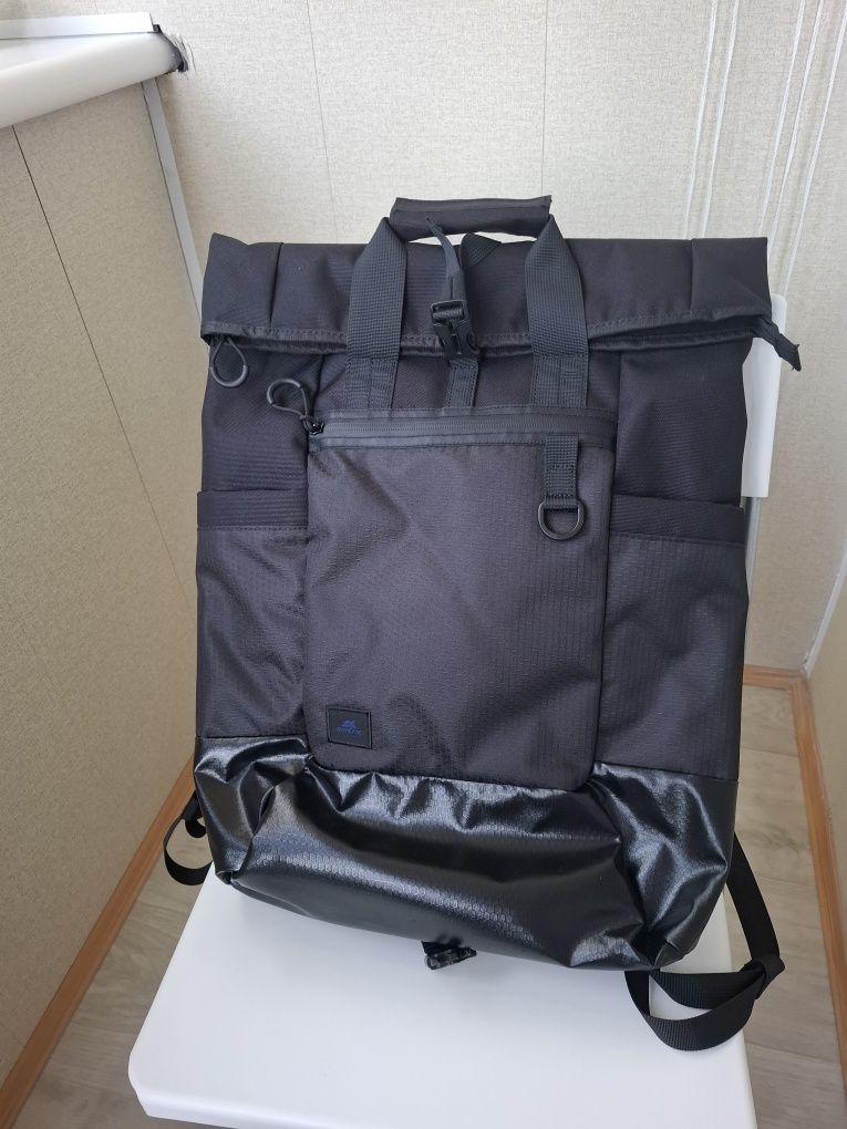 Рюкзак для ноутбука RIVACASE 5321 15.6" Black