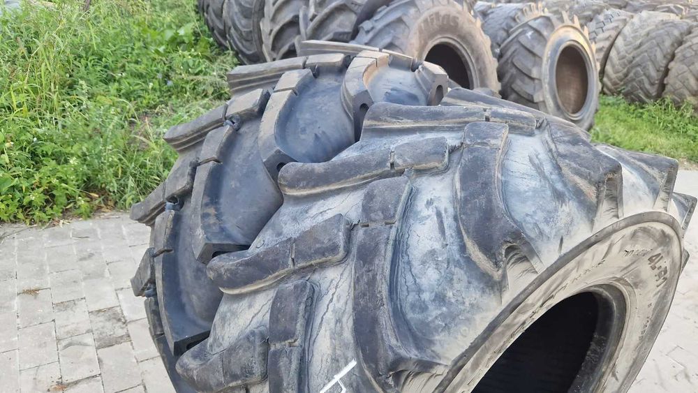 405/70-20 16.0/70-20 16/70-20 Camso bieżnik 80%