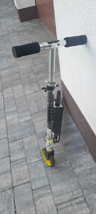 Sprzadam hulajnoge