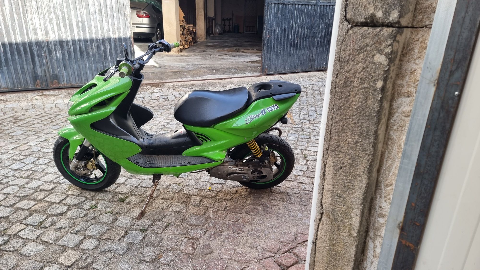 Yamaha aerox  100%