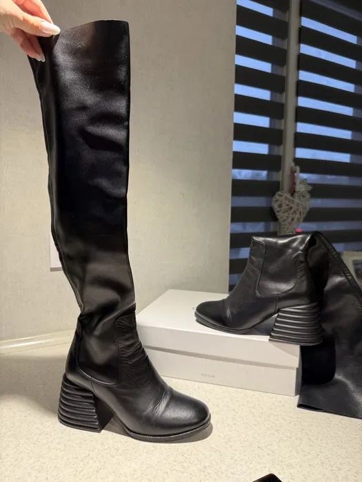 Стрейч-ботфорти Estro