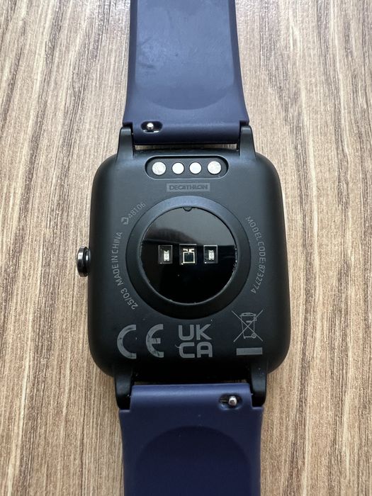 Smartwatch CW900 HR Decathlon zegarek fioletowy