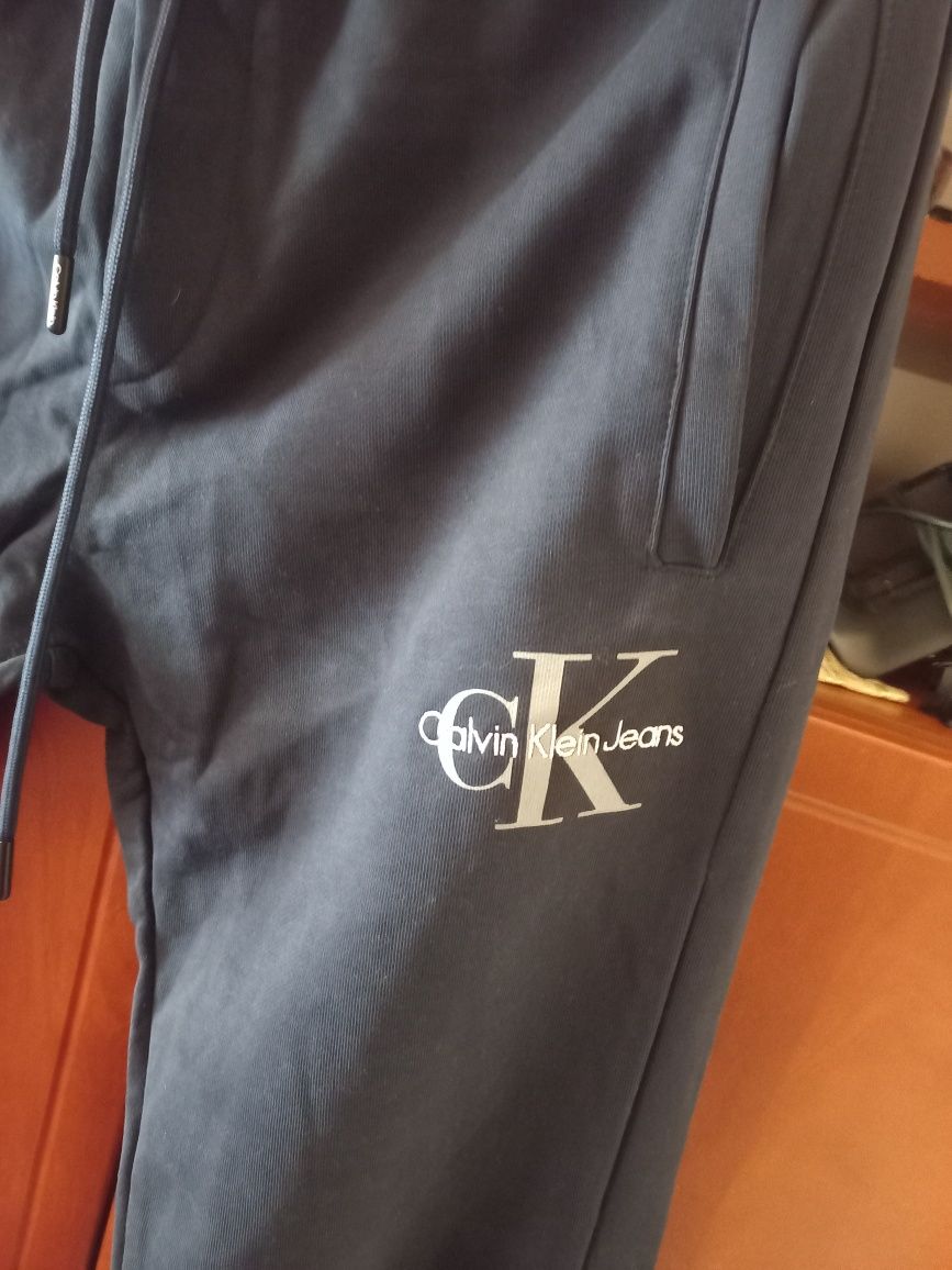 Calvin klein dres 2 częściowy L