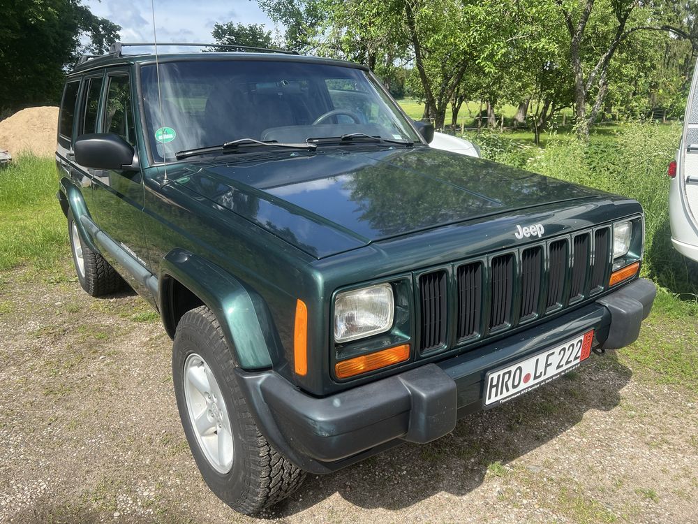 Jeep Cherokee 4.0 Sport XJ pierwszy właściciel