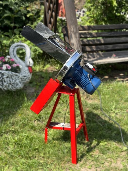 Подрібнювач 3в1 "Рослини, Фруктів та корм тварин