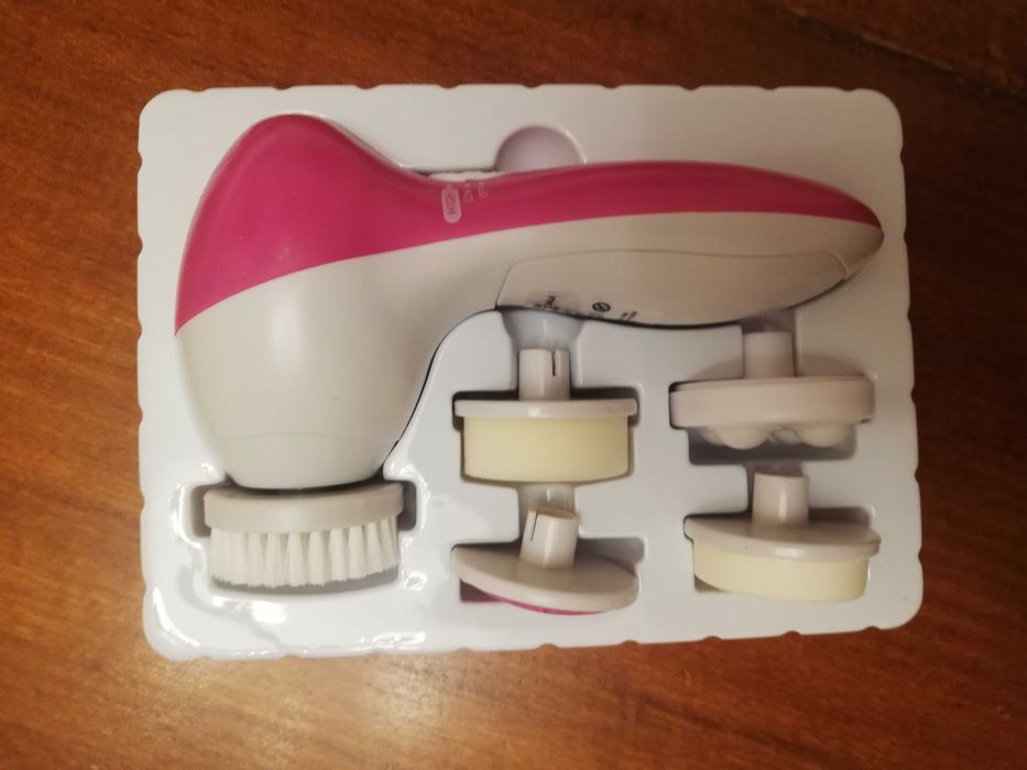 Masażer do twarzy i ciała na baterie