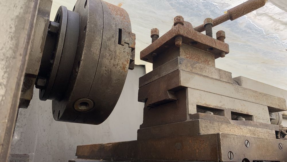 Токарно-гвинторізний верстат FAT TUR 630 M, (Польща)