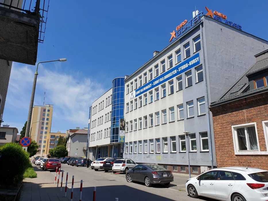 Lokal 21 m2 w centrum Radomia, blisko Urzędu Miejskiego, z opłatami