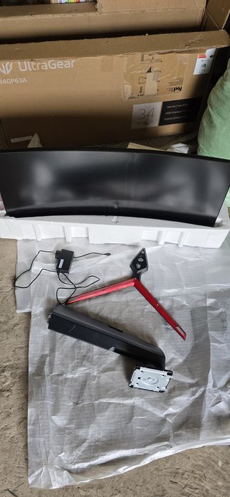 Монитор LG 34GP63A UltraGear в упаковке на запчасти с разбитой матрице