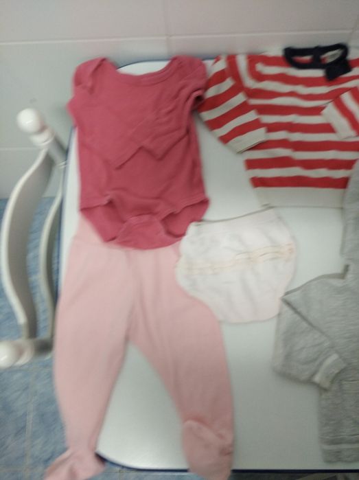 Lote de 7 peças tamanho 6/9 meses