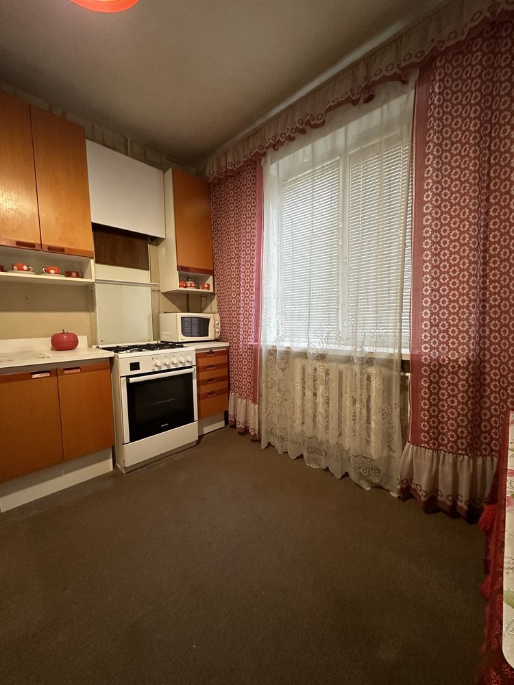 Продам квартиру з унікальним плануванням м-н Гірницький