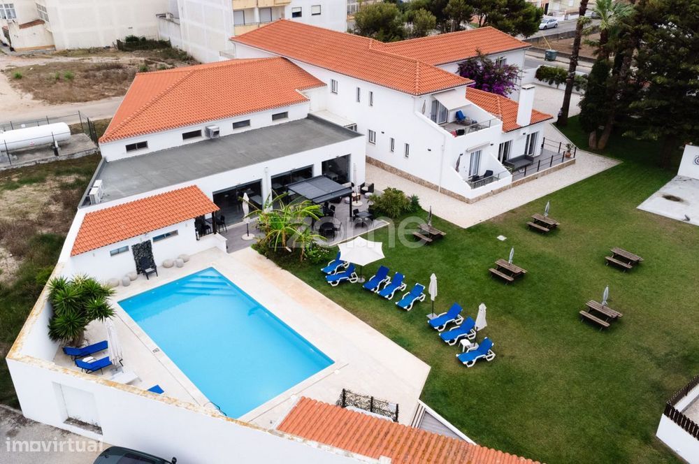 Oportunidade de Investimento, Prédio na avenida da Praia em Peniche