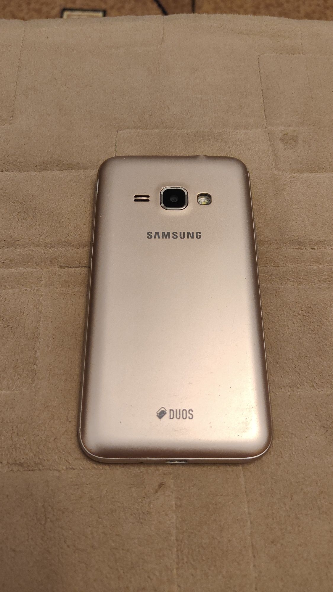 Samsung Galaxy J1 2016