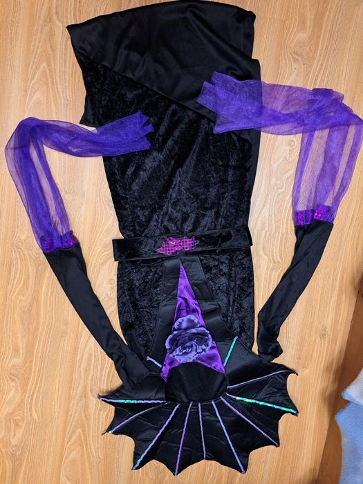 Карновал на Хеллоуин на 10-12лет