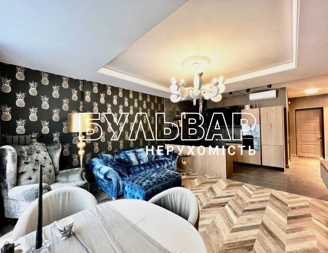 Продам!! 3 к.кв. - 100 м2, Центр, Новострой, ЖК Белый слон
