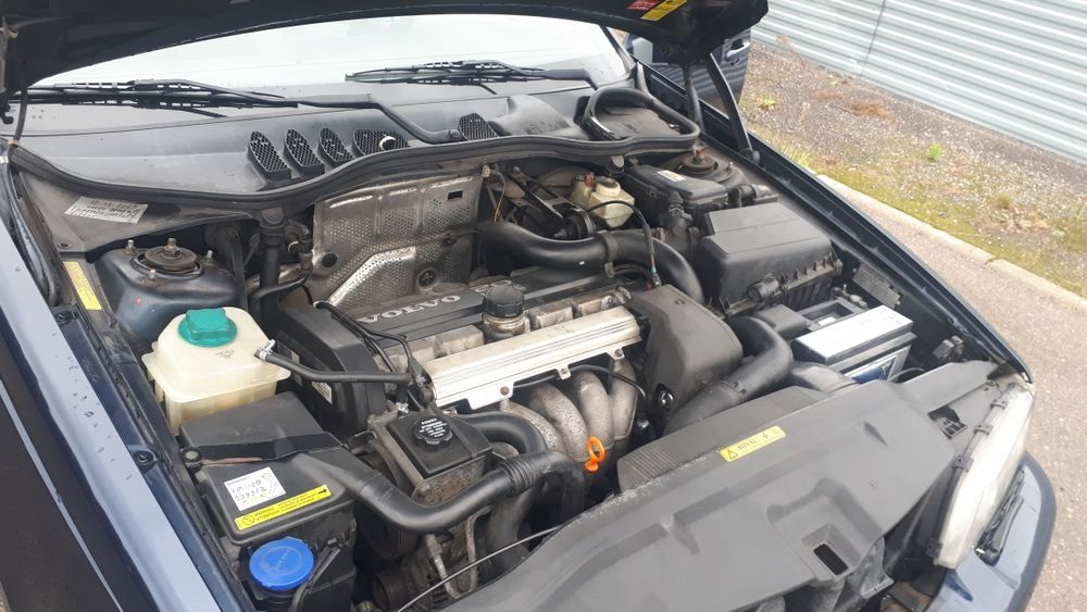 Volvo V70 T5 2.3 Turbo 240 KM, oryginał, serwisowane,zarejestrowane