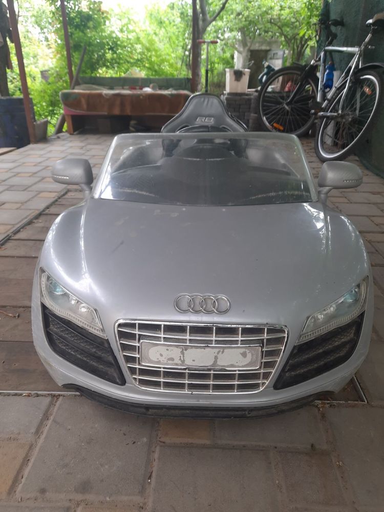 Продам Audi R8 Spaydr