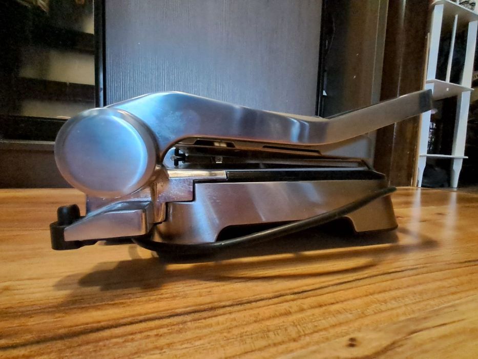 Електрогриль-вафельниця Braun MultiGrill 9 CG 9047