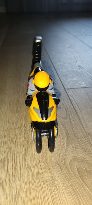 Мотоцикл Гонщик жовтий SHANTOU