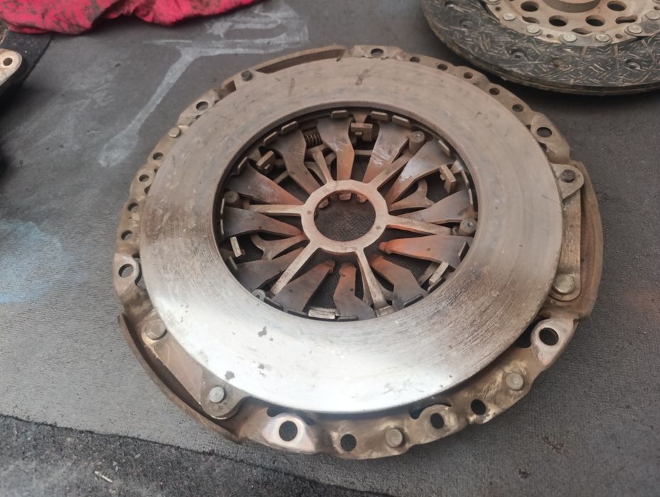 Комплект щеплення 2.2 DTI Opel Zafira Astra Vectra Signum