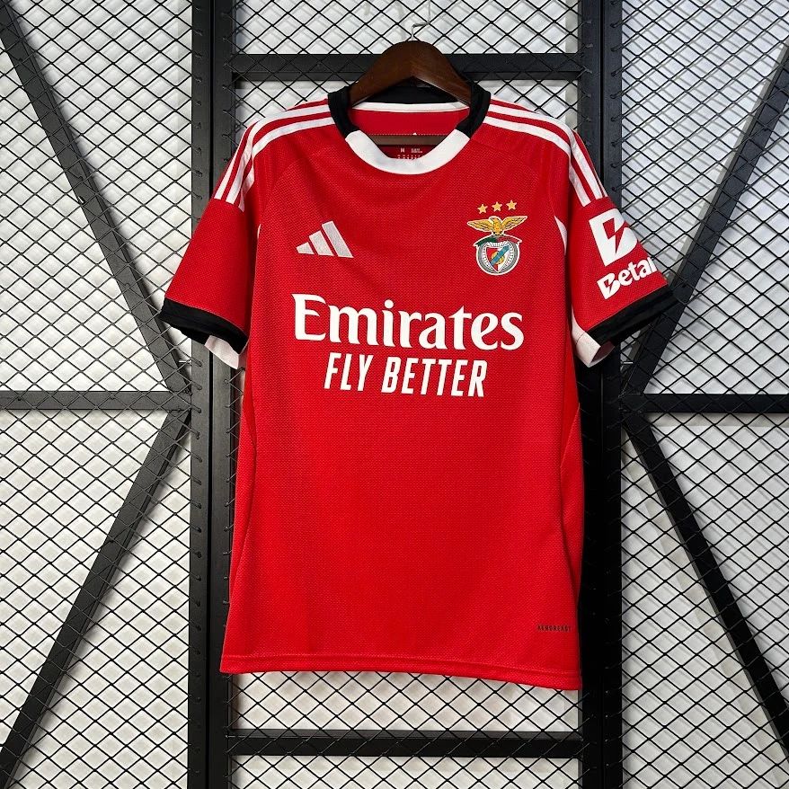 Camisolas de futebol novas