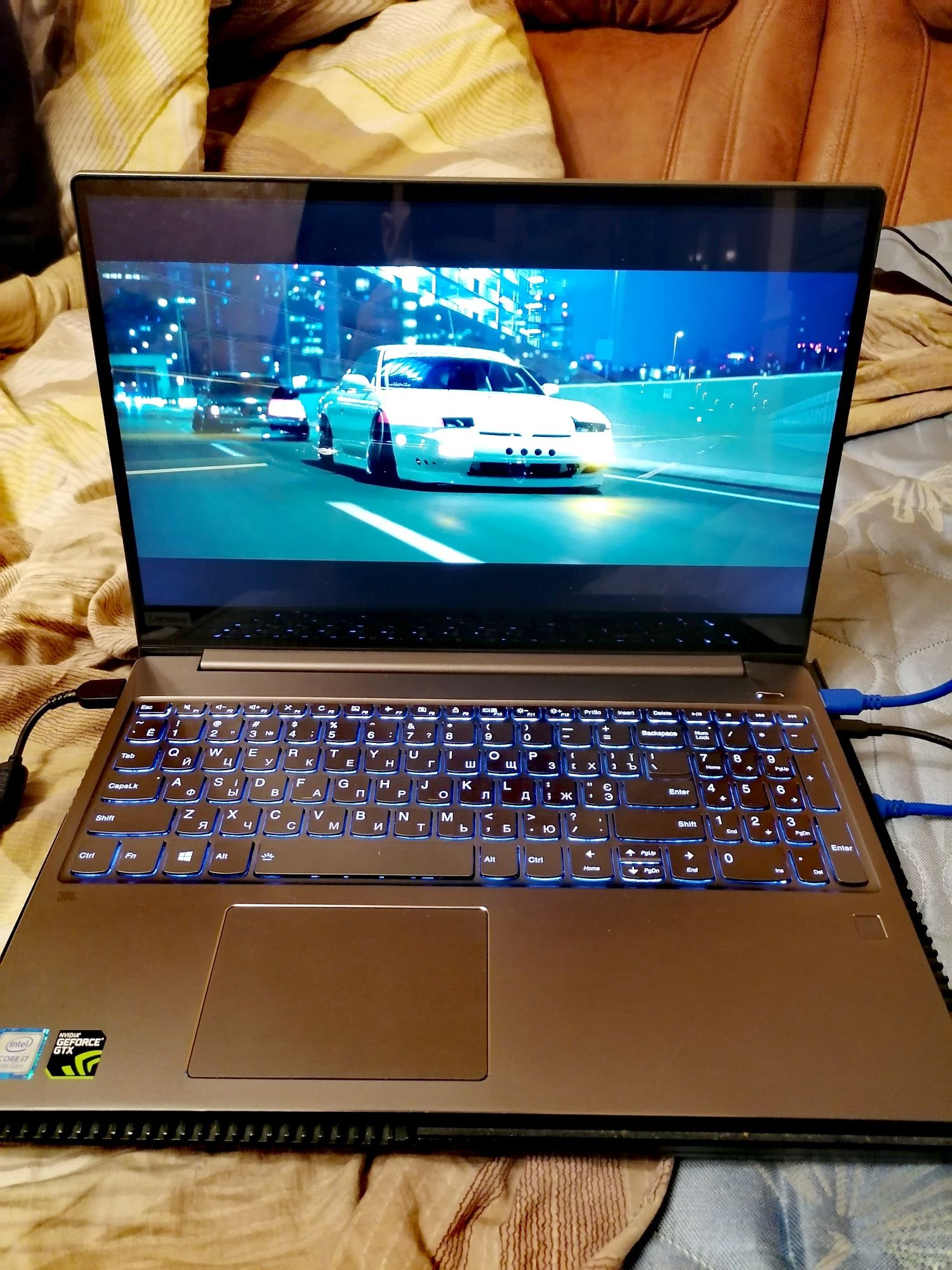 Ігровий Lenovo ideapad 720s i7-7700 сенсорний 4к 16/512 nvme gtx1050ti