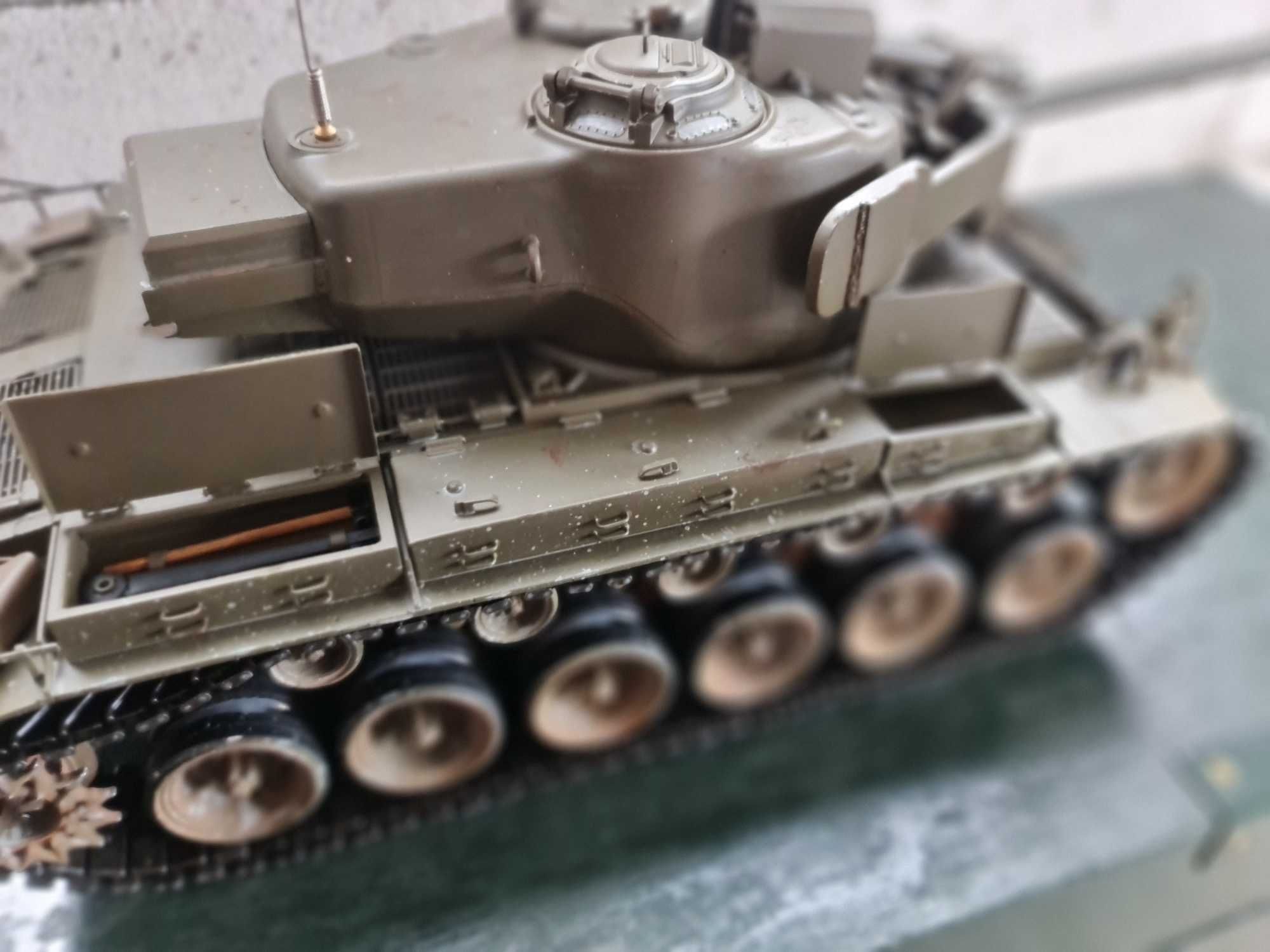 Танк на радиоуправлении T26E4 SuperPershing 1/16