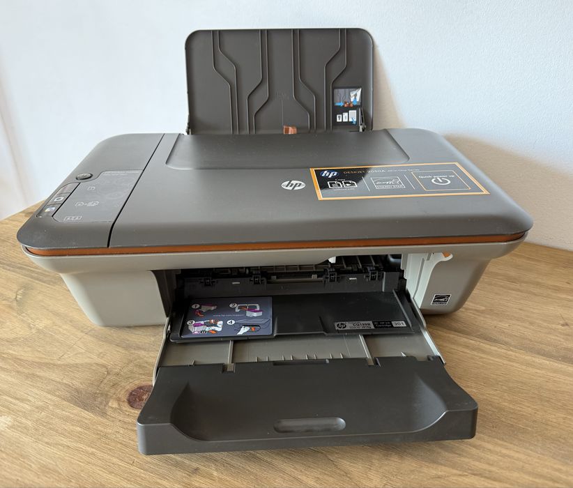 HP Deskjet 2050A All-in-One Series
