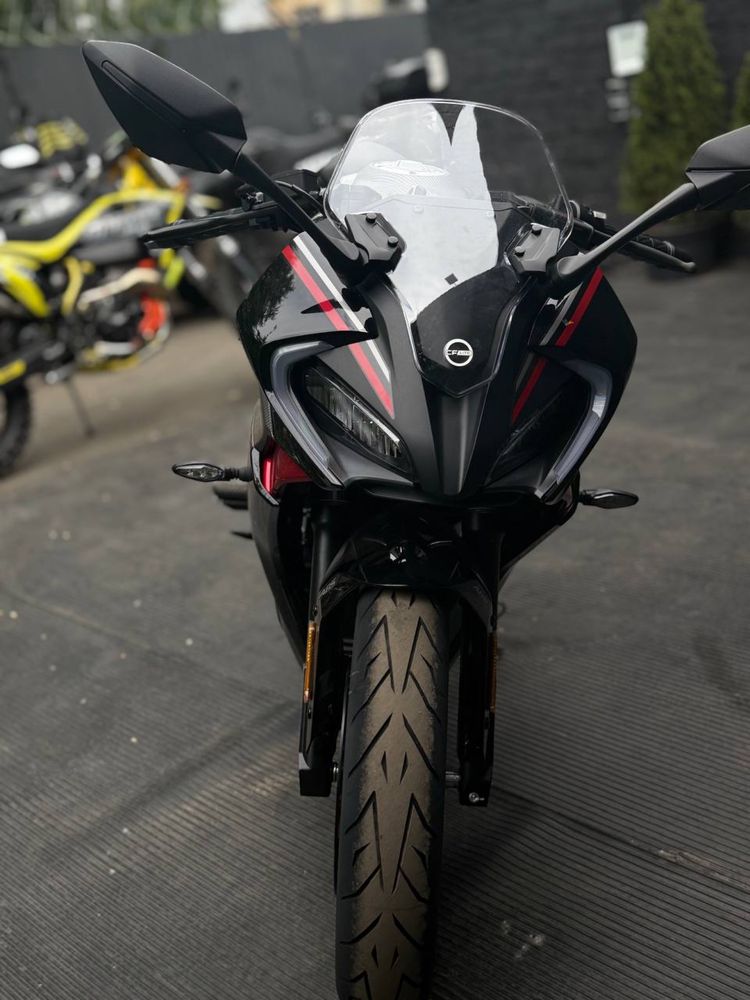 Мотоцикл CFMOTO 250SR LITE на Інжекторі