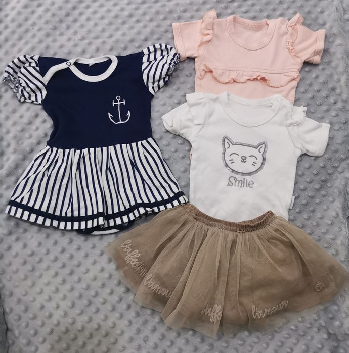 Komplet ubranek dla dziewczynki