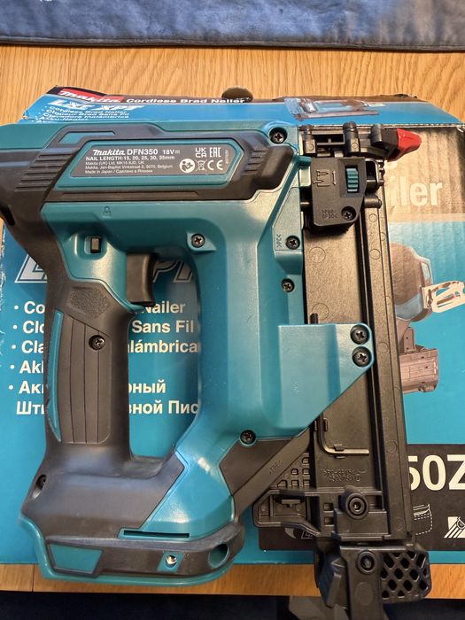 Makita Gwozdziarka 18V.DFN350Z.Nowa