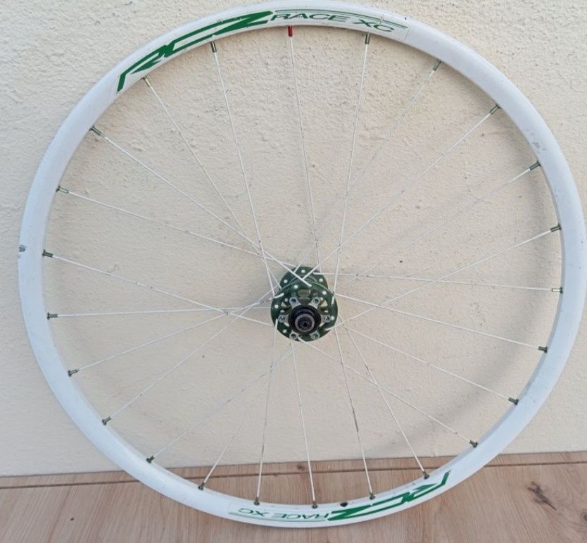 J-bikes Bicicletas, Rodas 26 e 16 Btt Disco /V"brack/RCZ