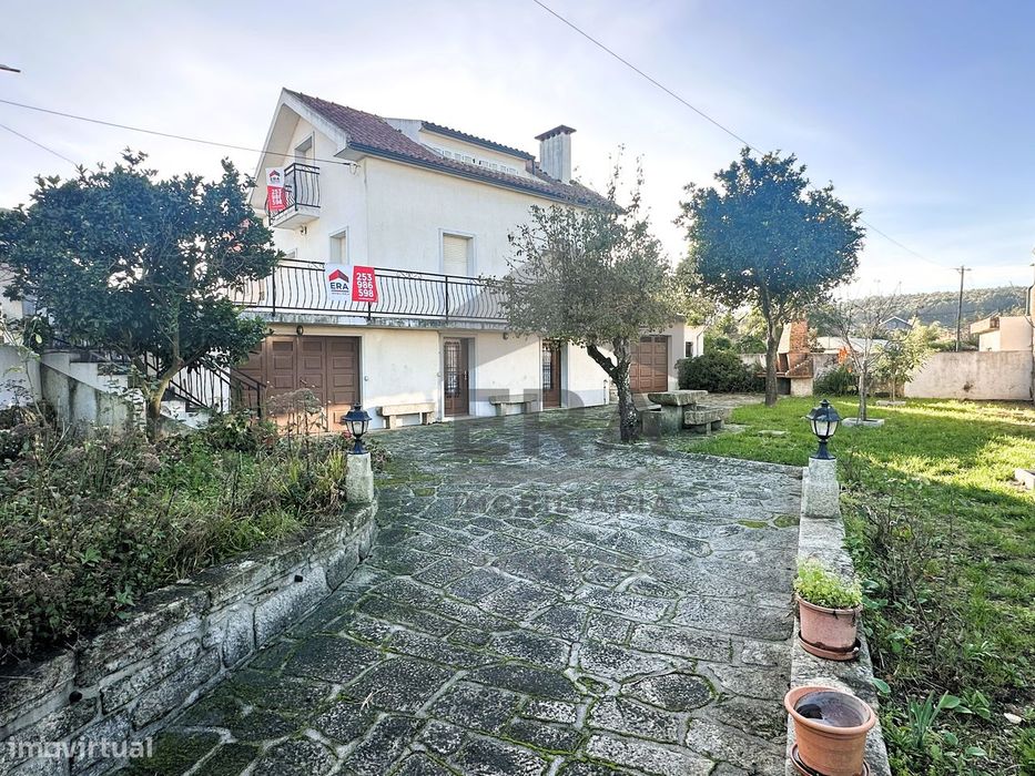 Moradia Isolada T4 em São Romão de Neiva