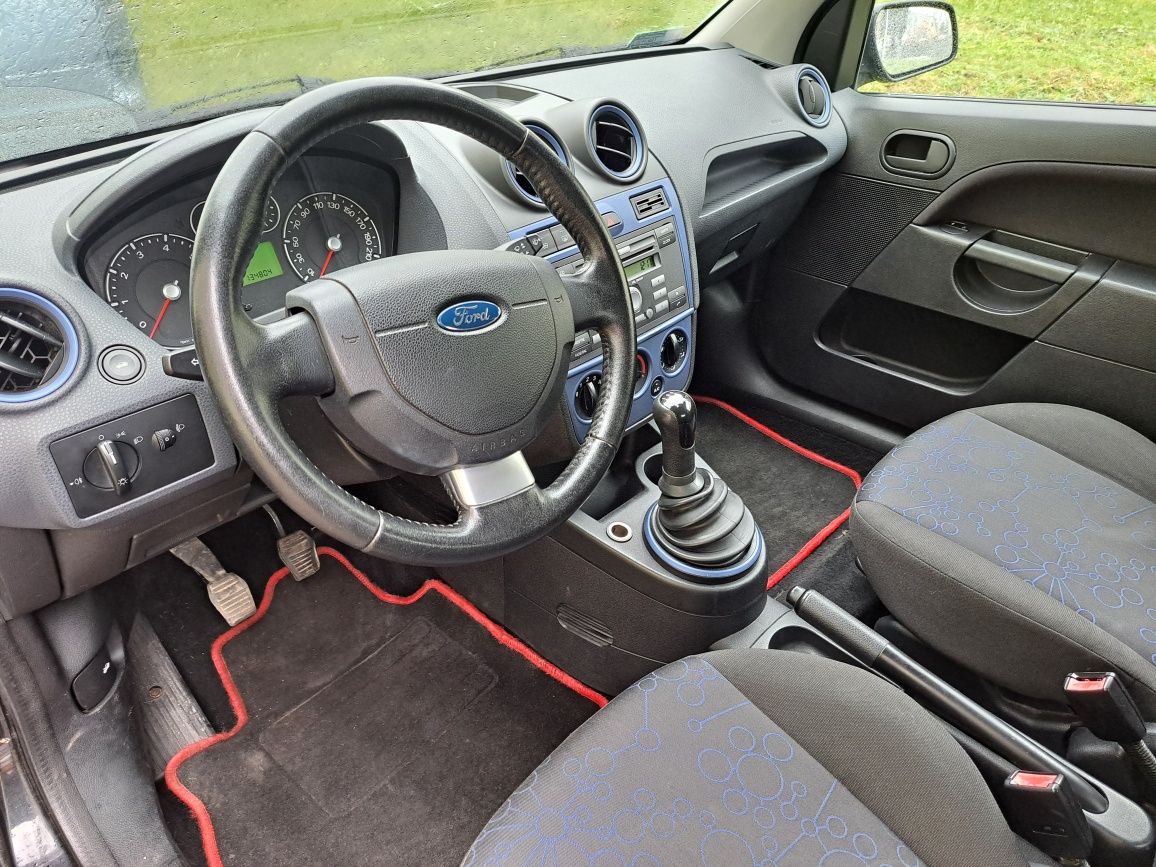 Ford Fiesta 2008r 1.3 benzyna klimatyzacja 134tyś
