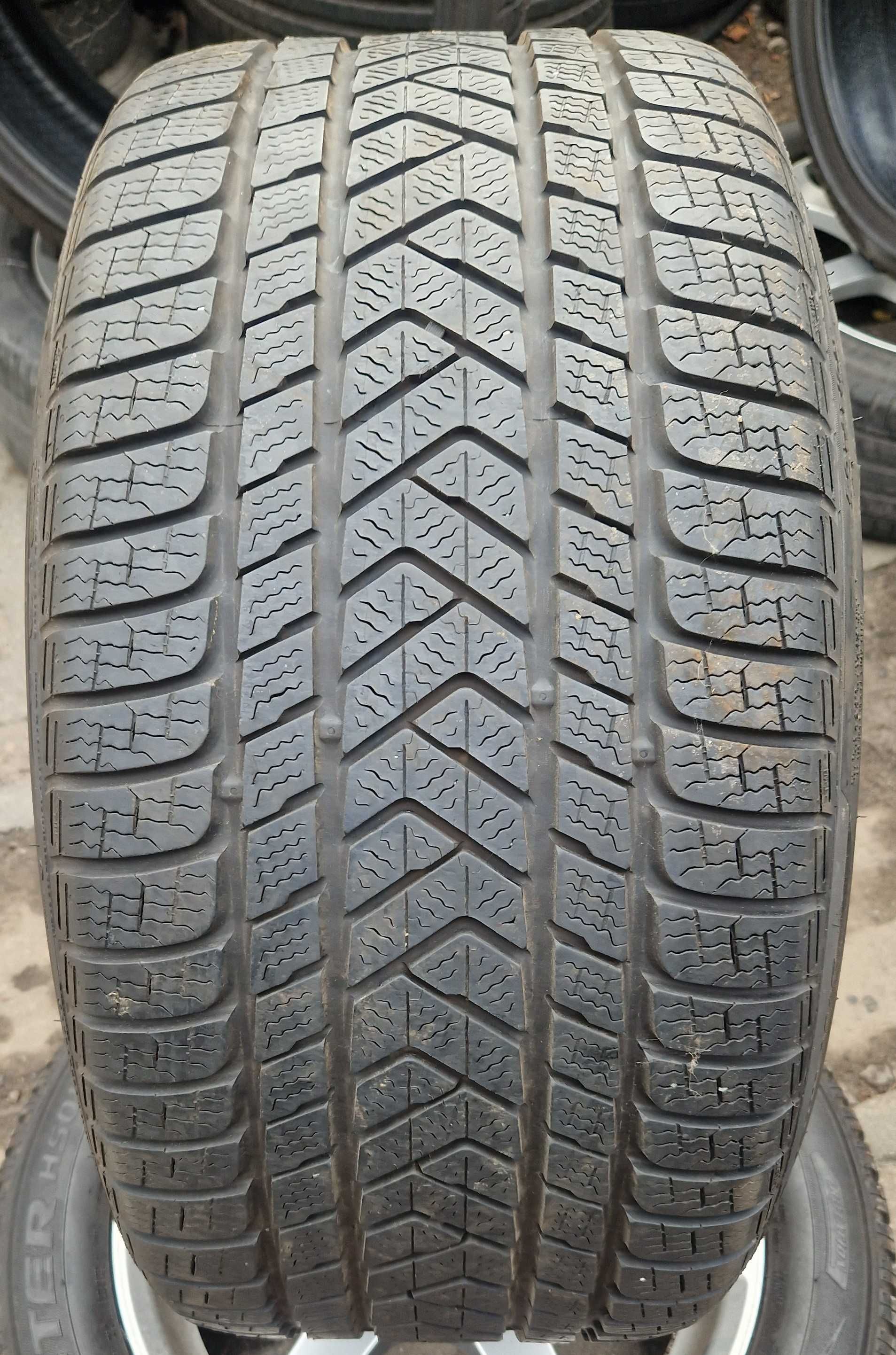 Opony zimowe Pirelli Sottozero 3 295/30R20 101V 2szt