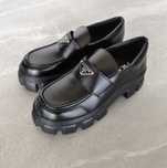 Nowe loafersy na platformie skóra wegańska Prada Monolith premium