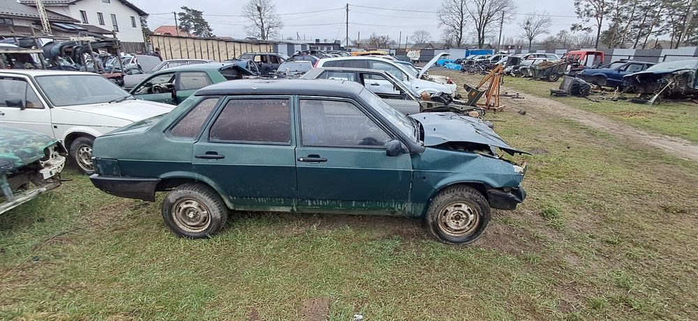 Розборка ВАЗ 21099