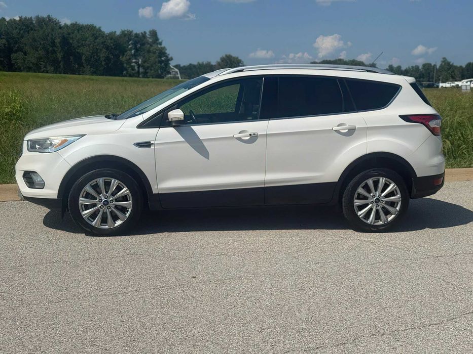 Ford Escape SE      2017