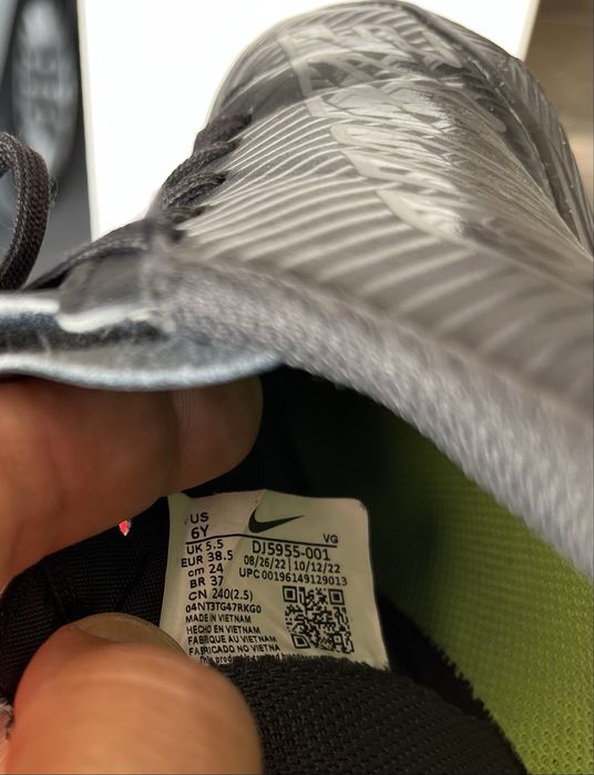 Chuteiras Nike(originais) tamanho 38,5 pouco uso