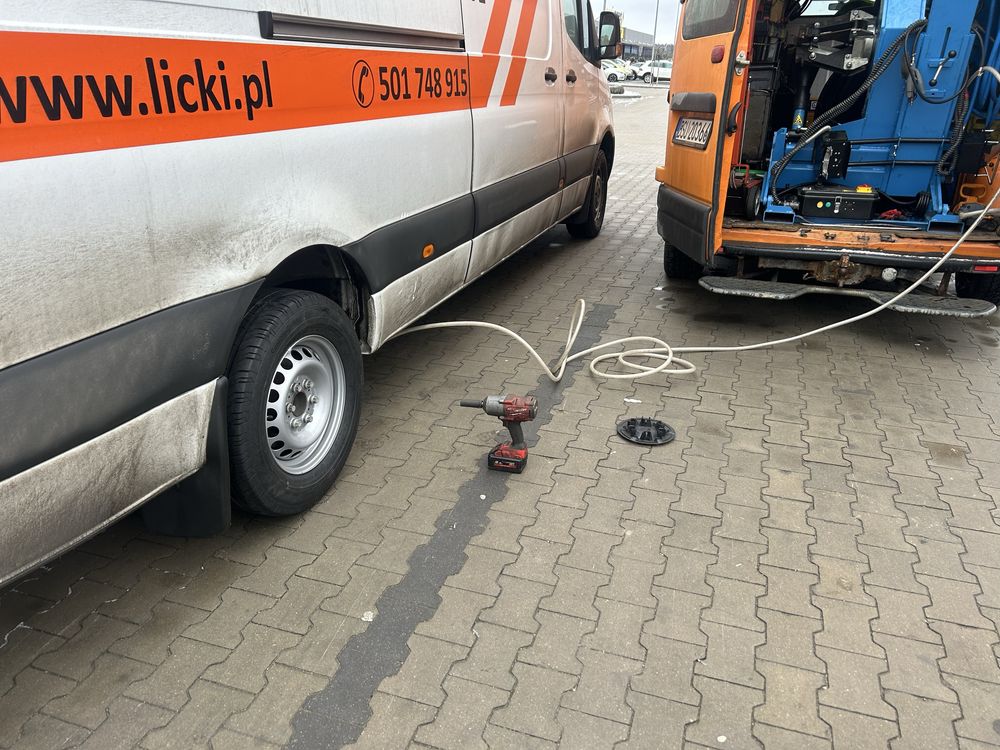 Auto Pomoc Transport maszyn AutolawetaHolowanie Assistance Suwałki 24h