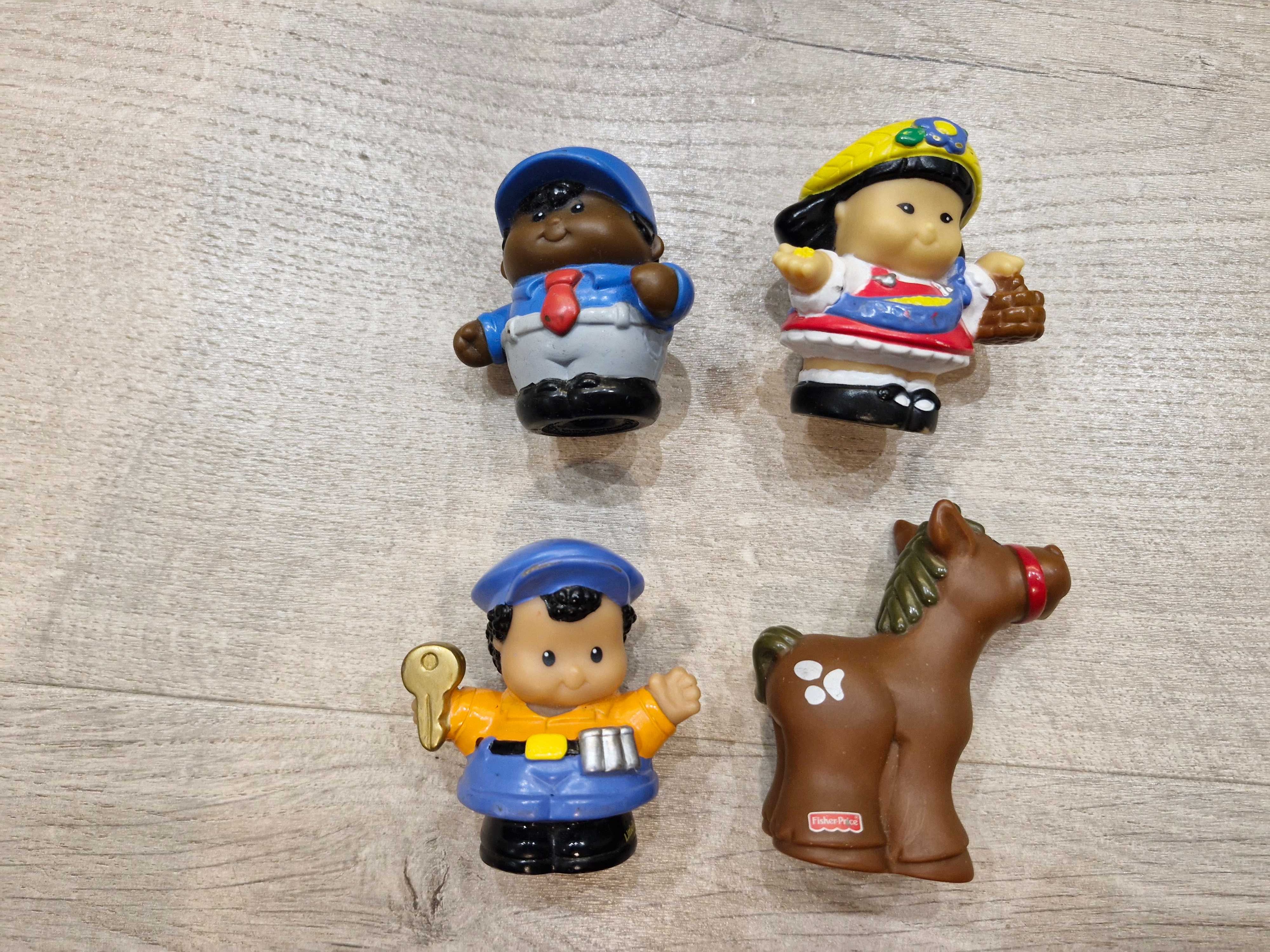 Little People zestaw Muzyczna wesoła stajnia 3 figurki koń książeczka