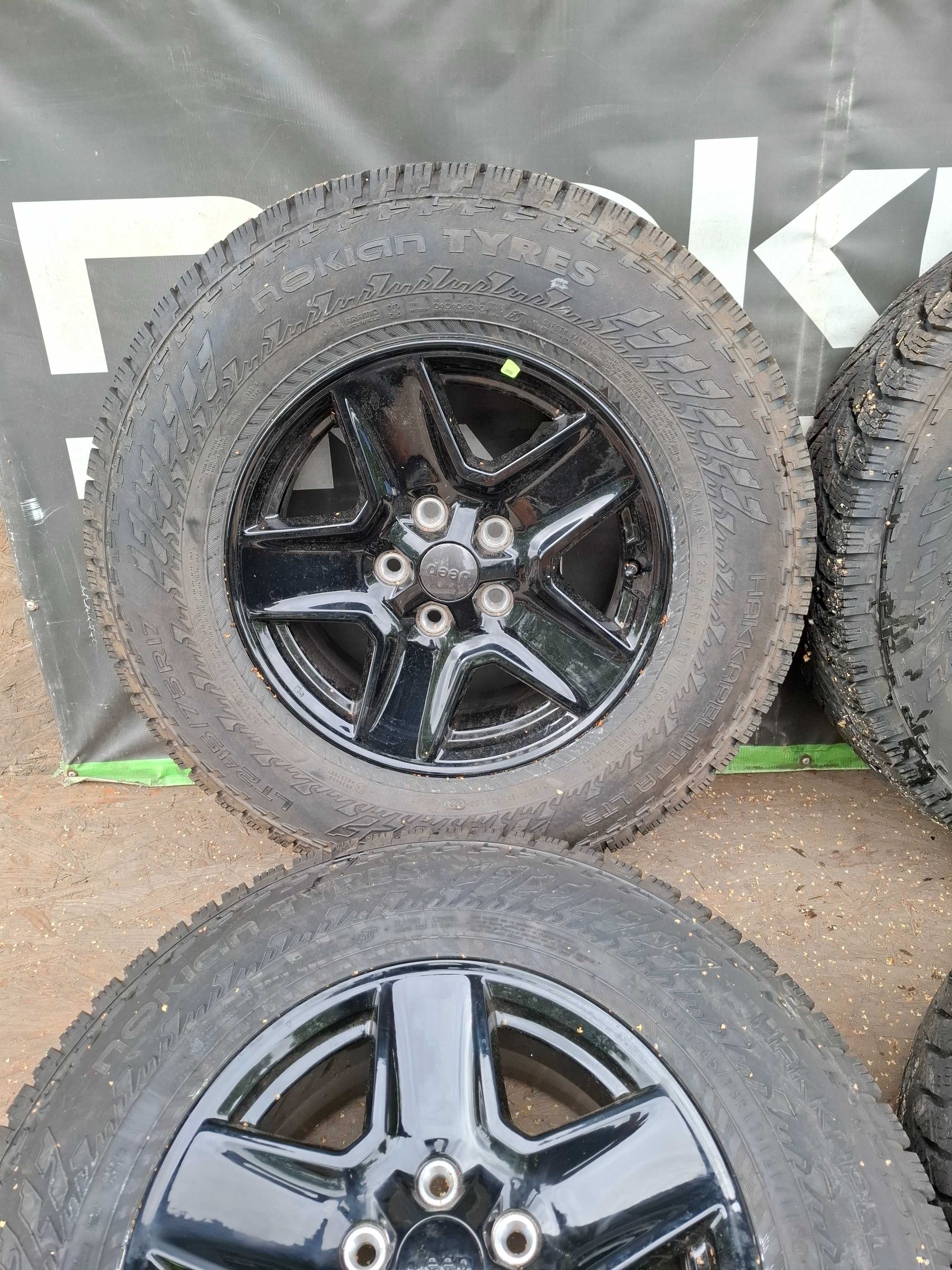 Felgi aluminiowe ! JEEP WRANGLER 17 CALI ! NOWE MONTAŻ ! TMPS !