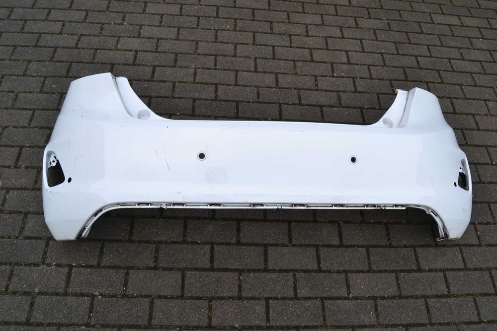 Ford Fiesta Mk8 zderzak tył tylny tyl fiesta mk8