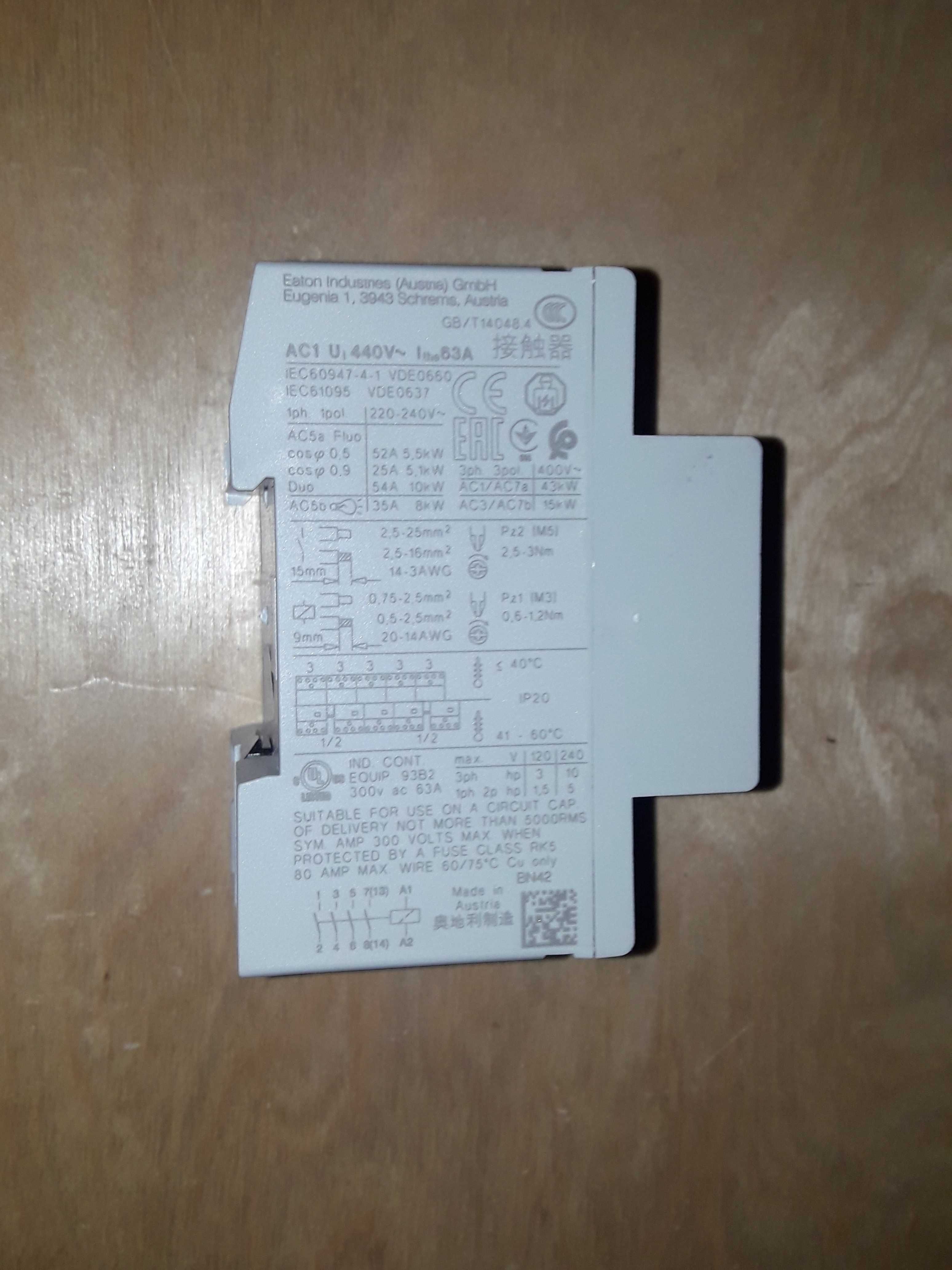 EATON  Z-SCH23063 -40  Model 248856 stycznik modułowy 63A